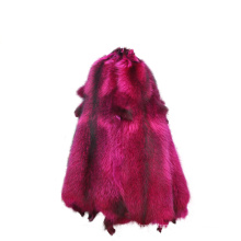 Factory price large size tanned colorful dyed chinese raccoon fur pelt raccoon dog fur skin